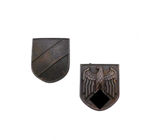 Embleme für den Tropenhelm des Afrika Korps (DAK) – Emblem - Bodenfund